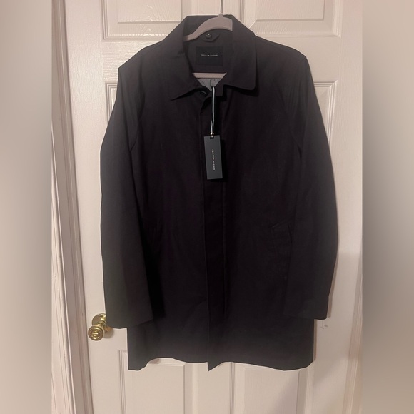 Tommy Hilfiger Men's Black Trench Coat - Picture 1 of 3
